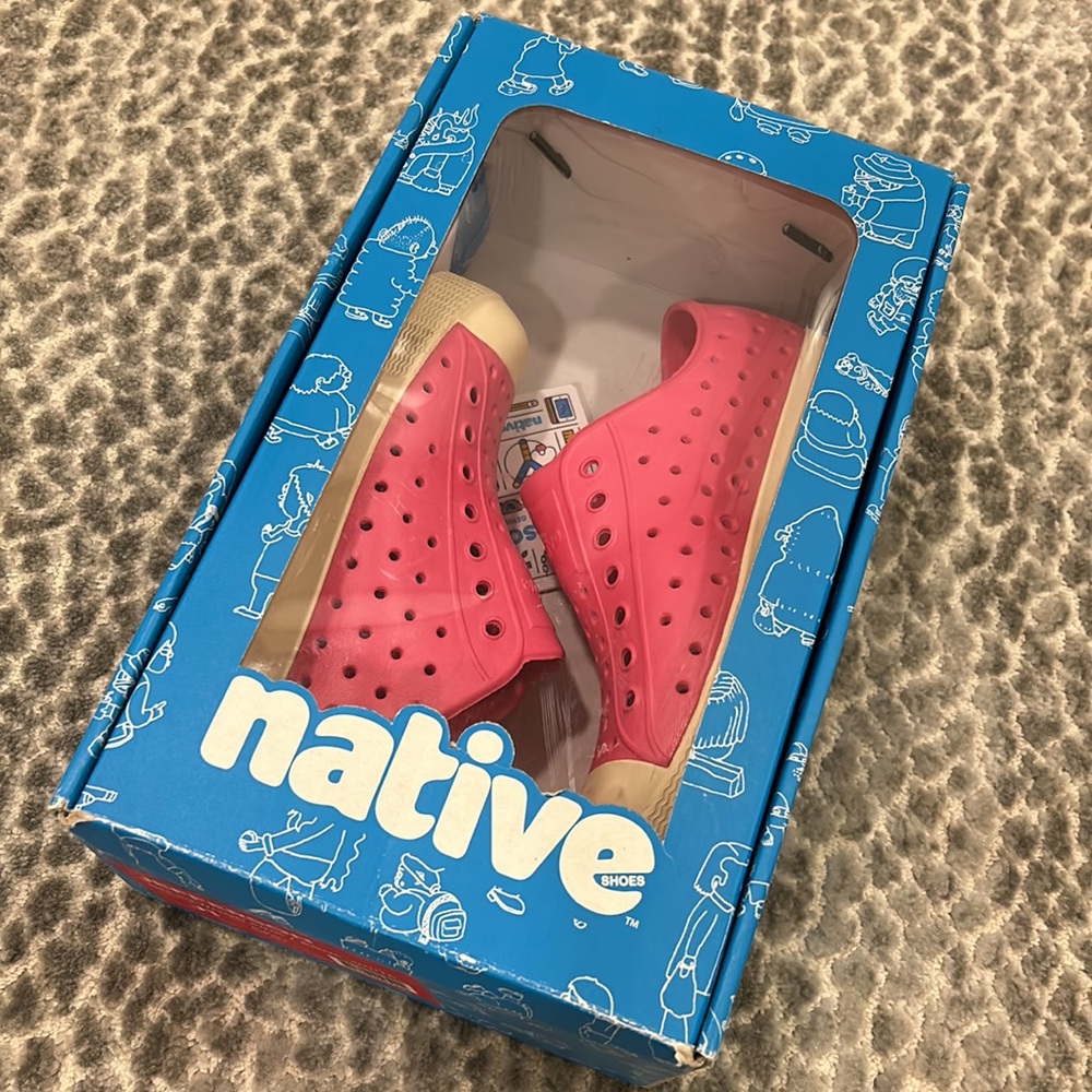 Native Shoes - Picture 7 of 7